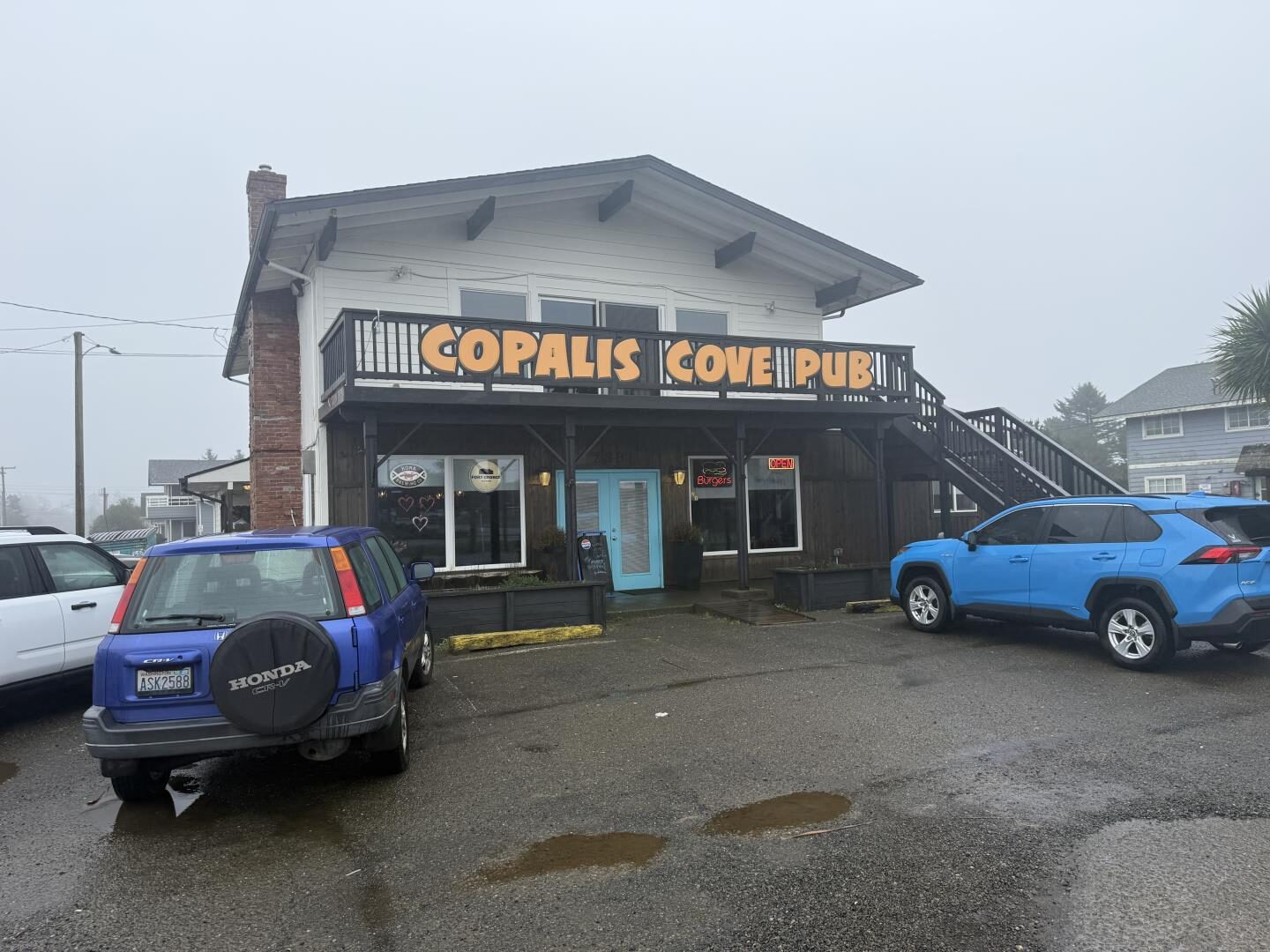798 Ocean Shores Blvd NW