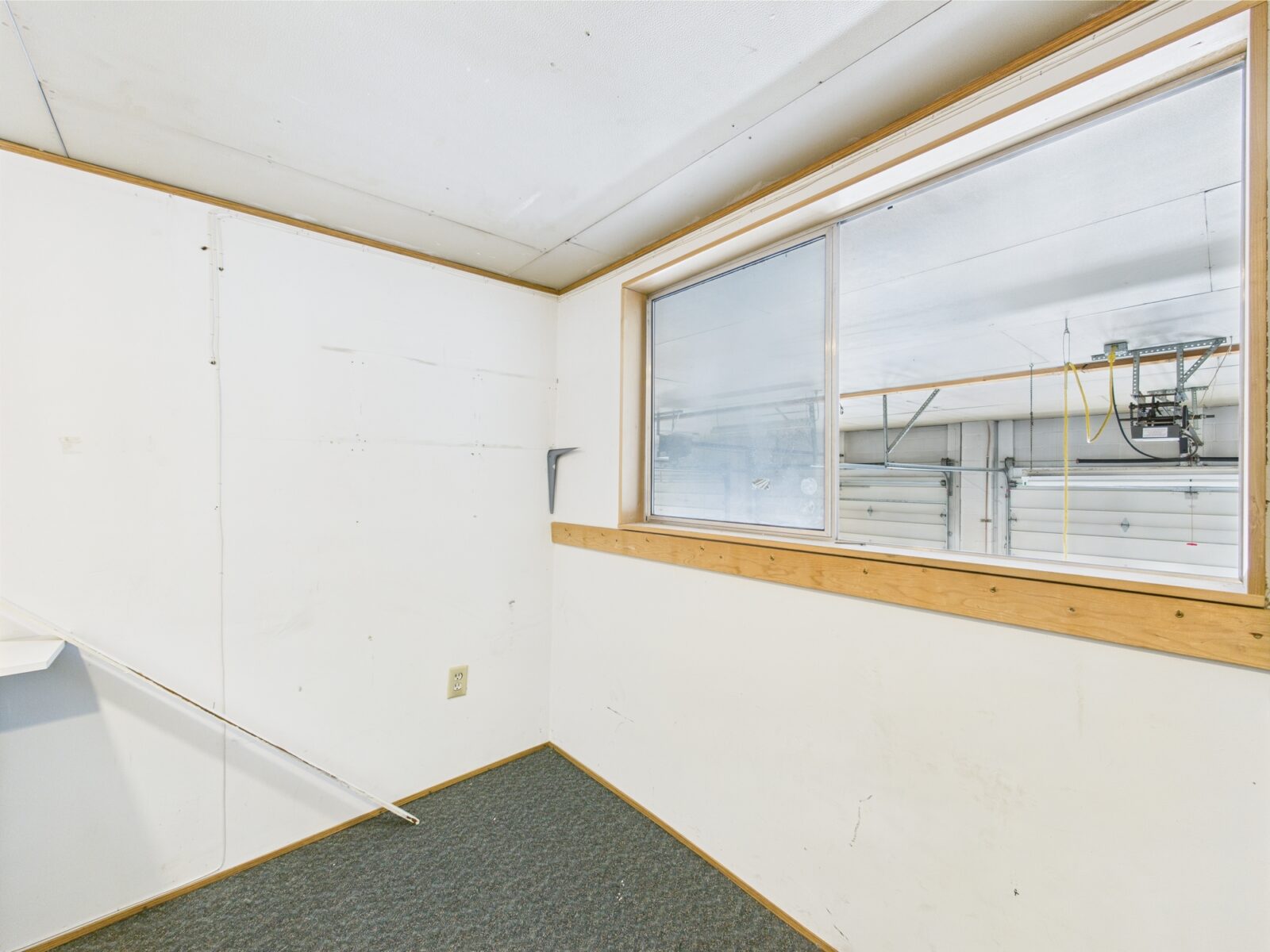 20411 Old Hwy 99