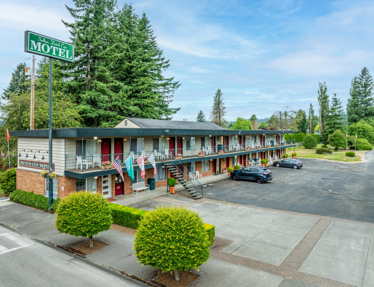 101 Dutch Cup Ln