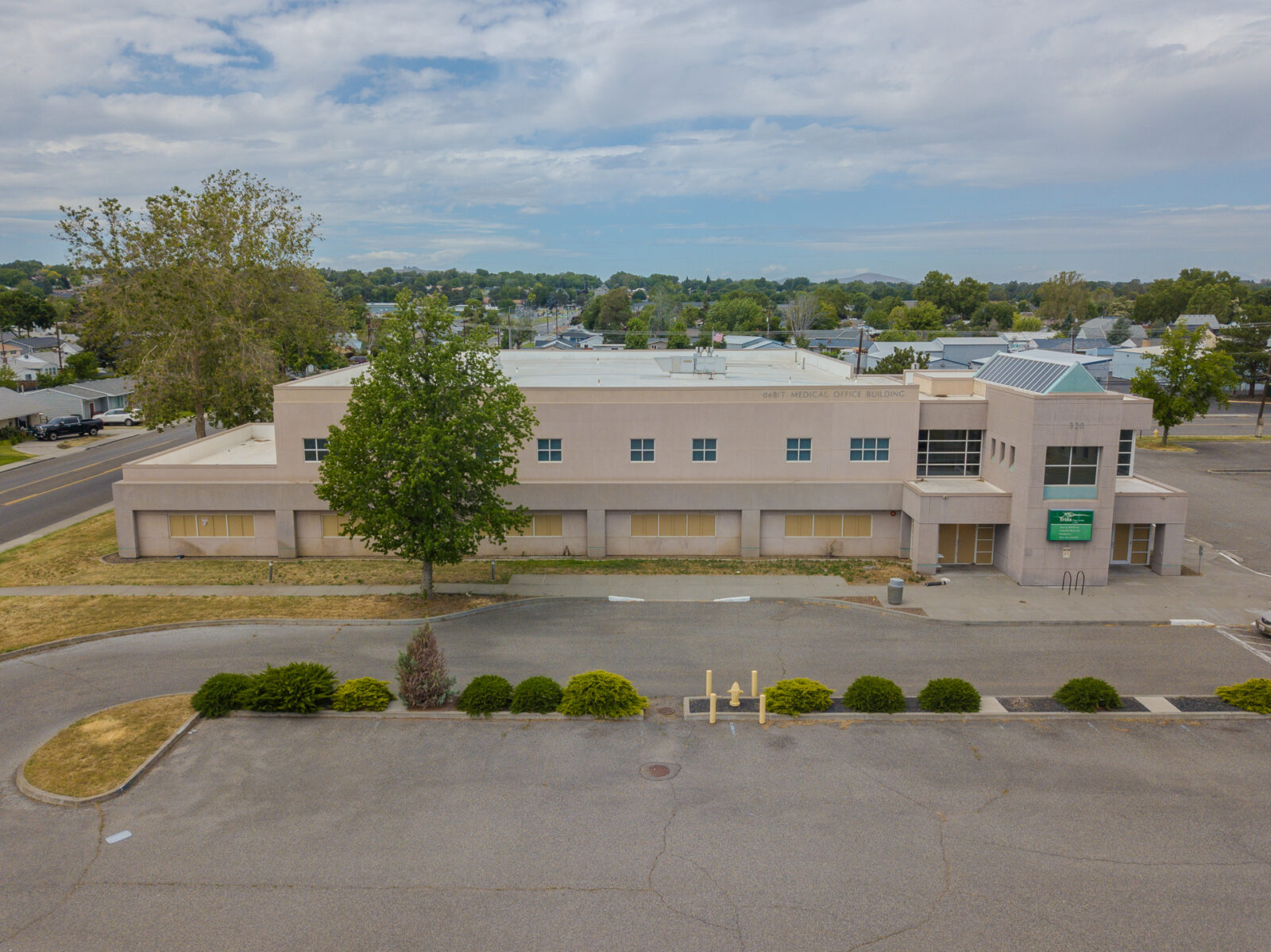 320 W Dayton St