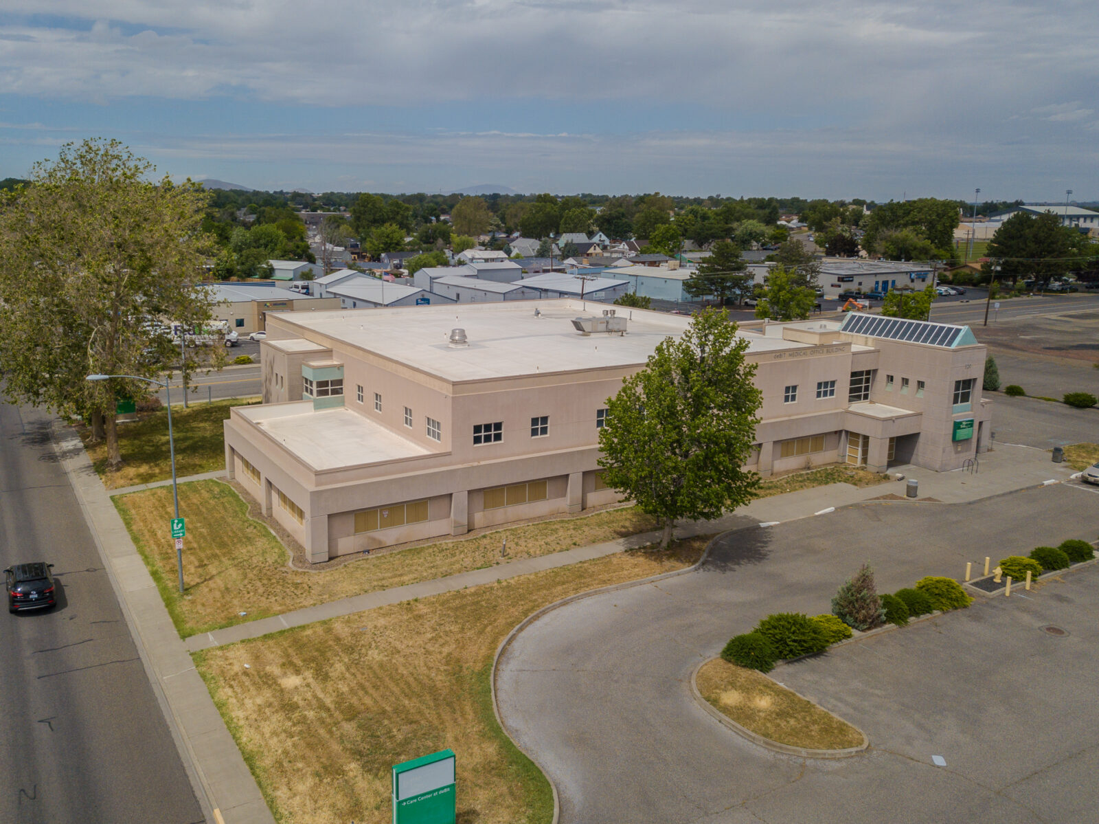 320 W Dayton St