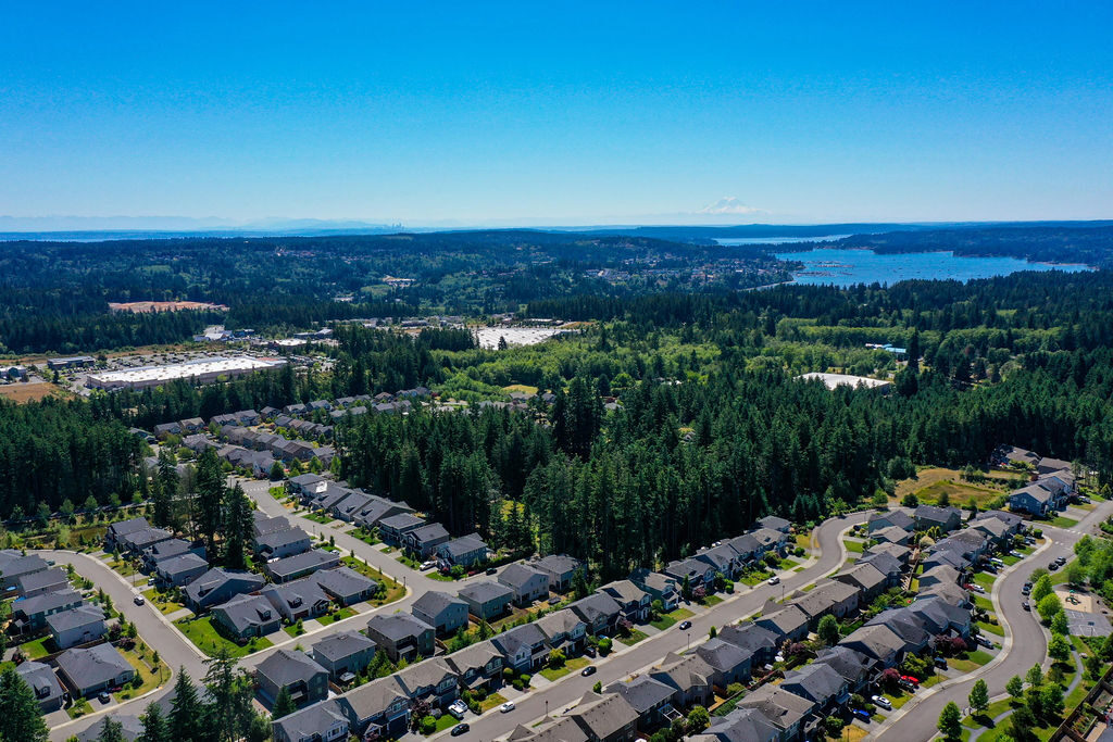 21555 Urdahl Rd NW