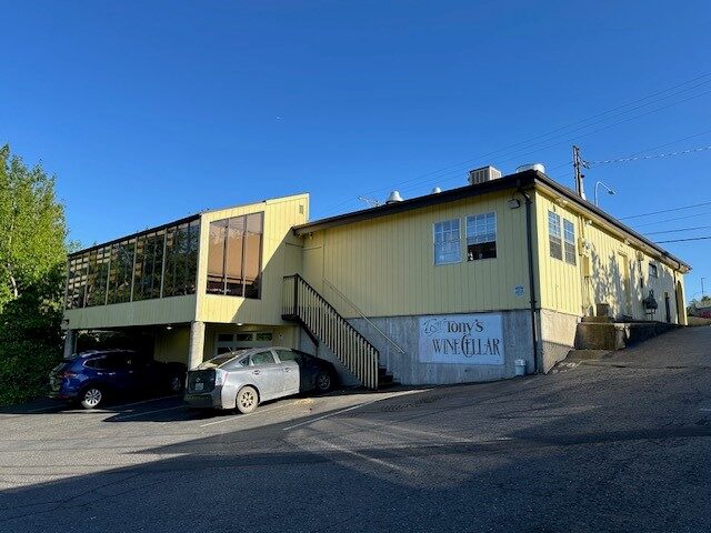 4908 Kitsap Way