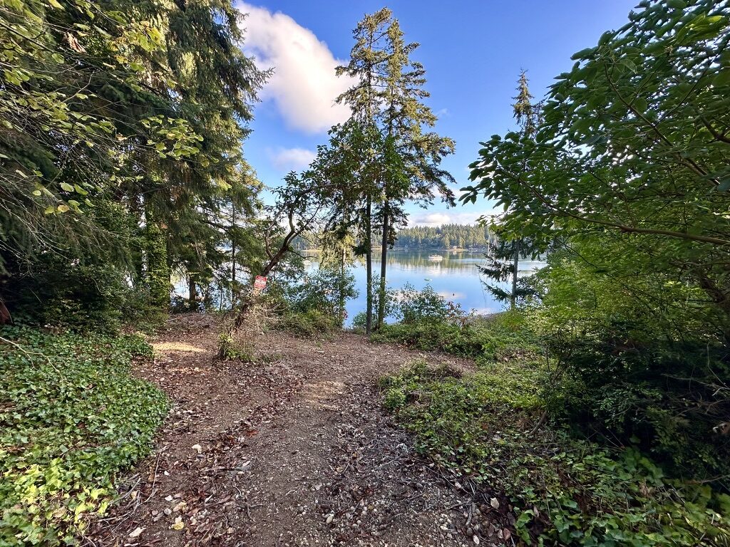 4908 Kitsap Way