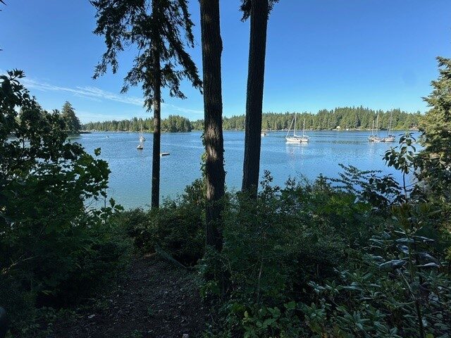 4908 Kitsap Way