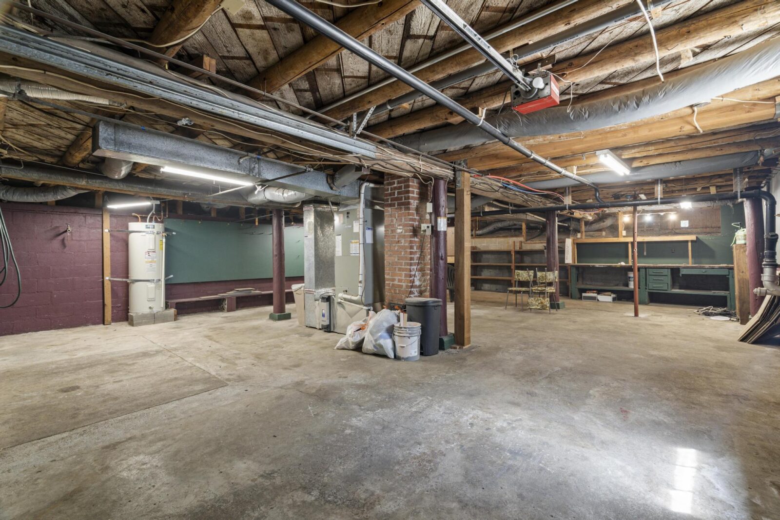 1619 W Reynolds Ave