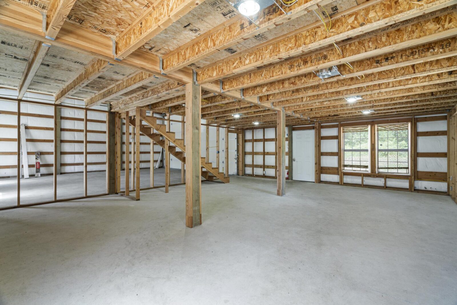 1619 W Reynolds Ave
