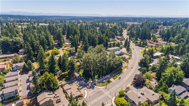 23601 Edmonds Way
