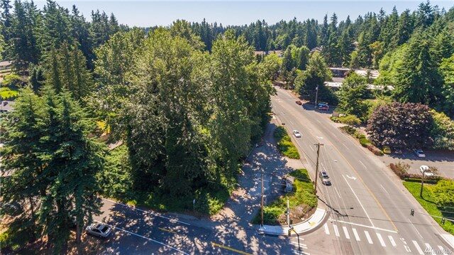 23601 Edmonds Way