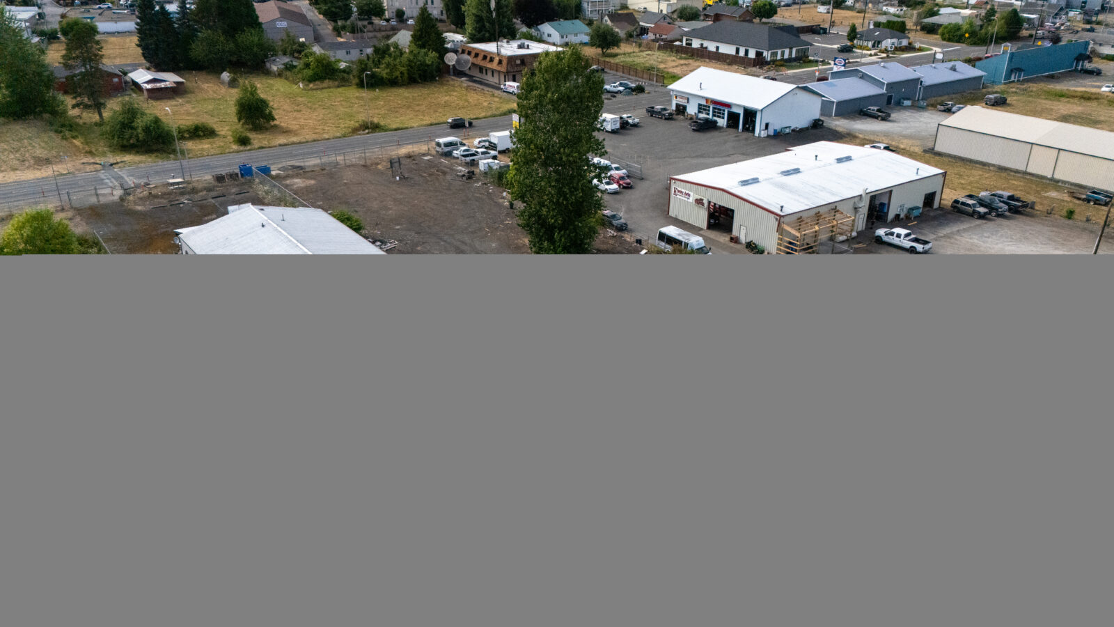 1142 Kresky Ave