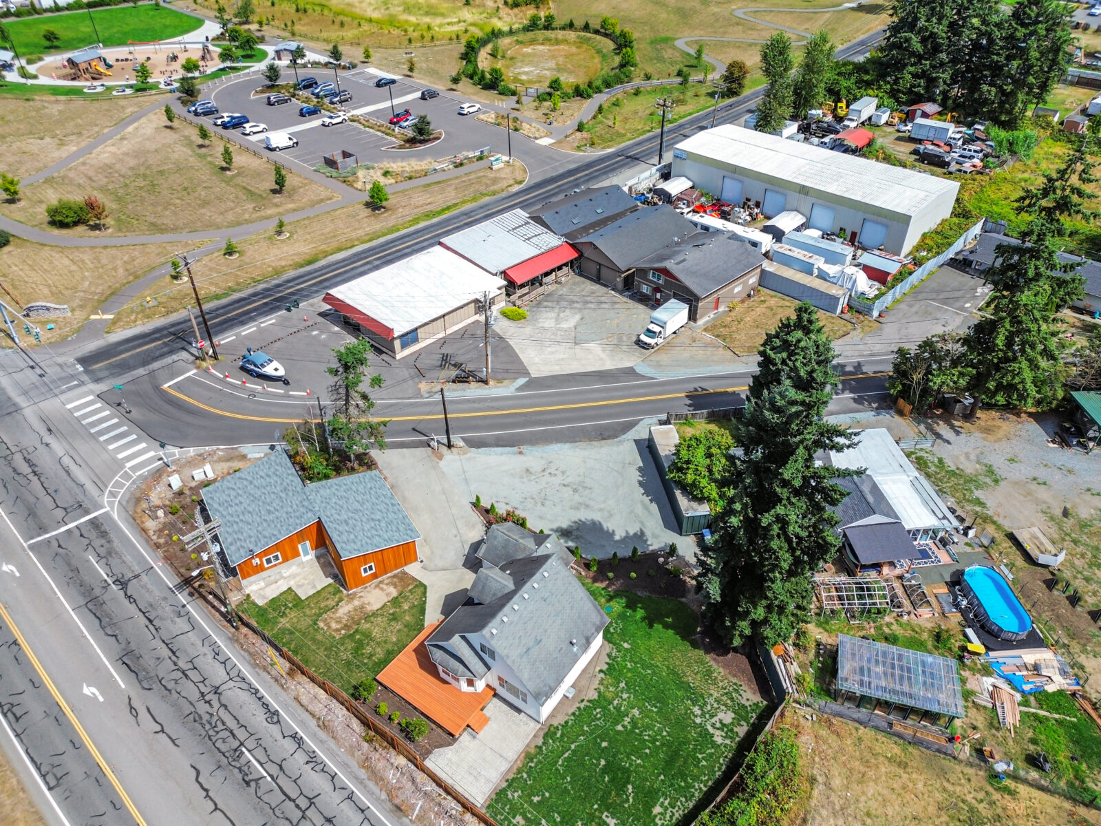 3618 Chrisella Rd E