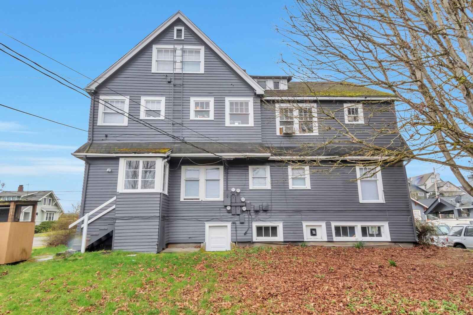 801 Veneta Ave