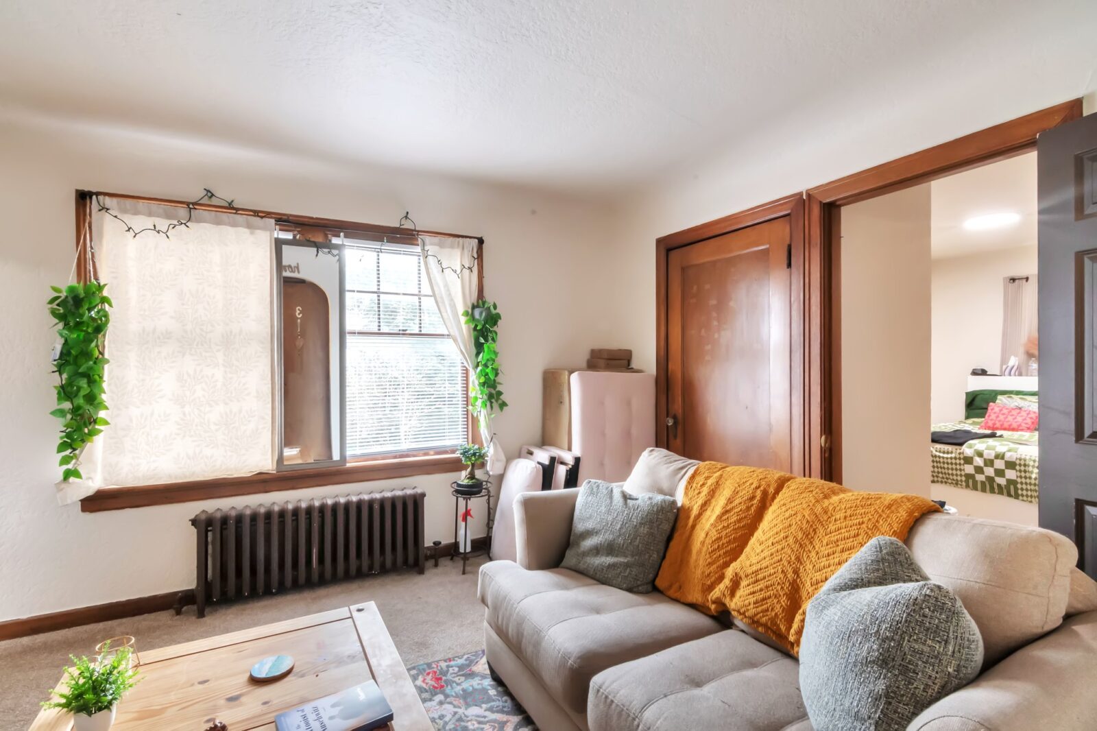 801 Veneta Ave