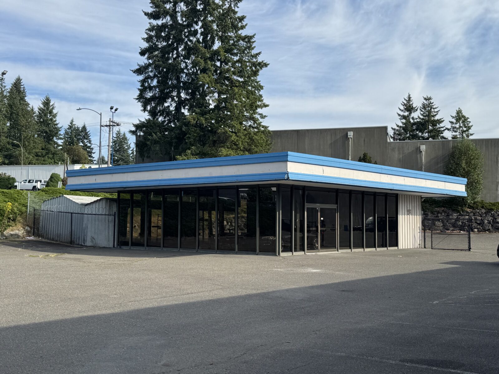 5150 Auto Center Blvd