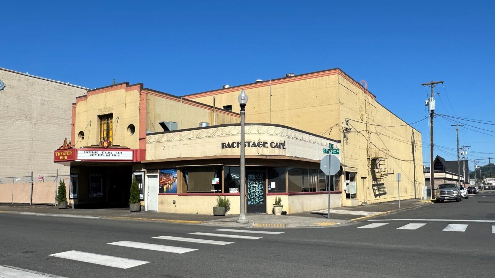 214 Pacific Ave S