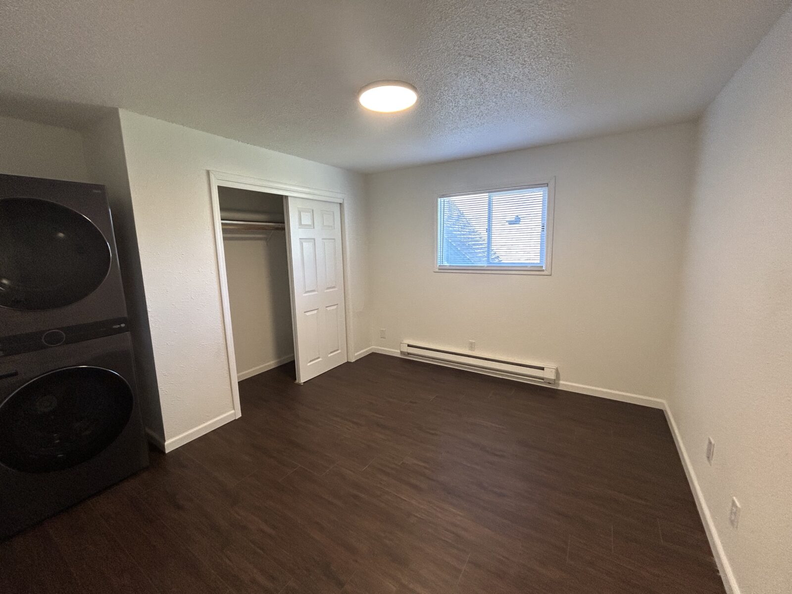 1405 W 8th Ave