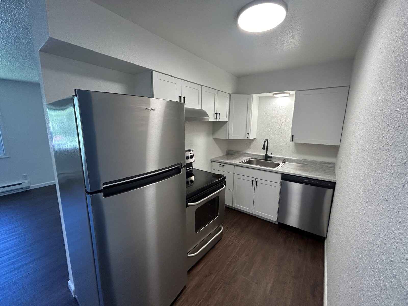 1405 W 8th Ave