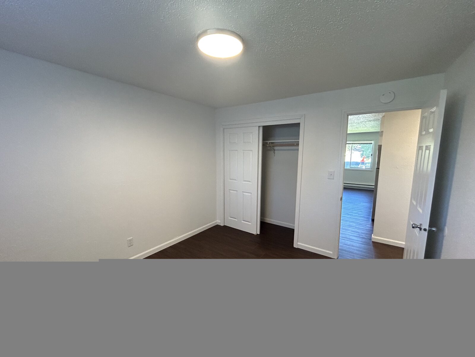 1405 W 8th Ave