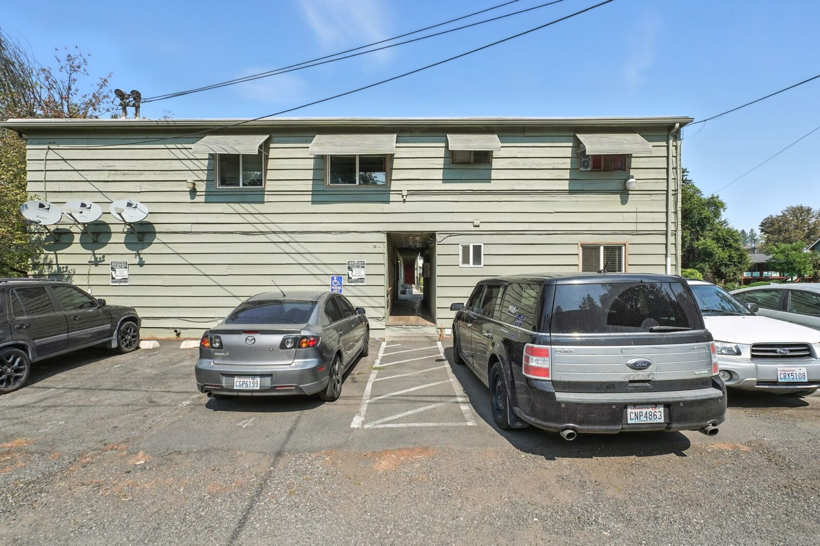 1405 W 8th Ave
