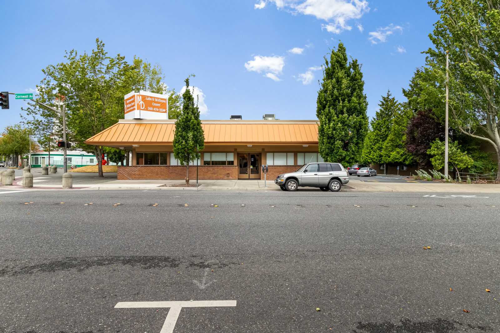 1501 Cornwall Ave