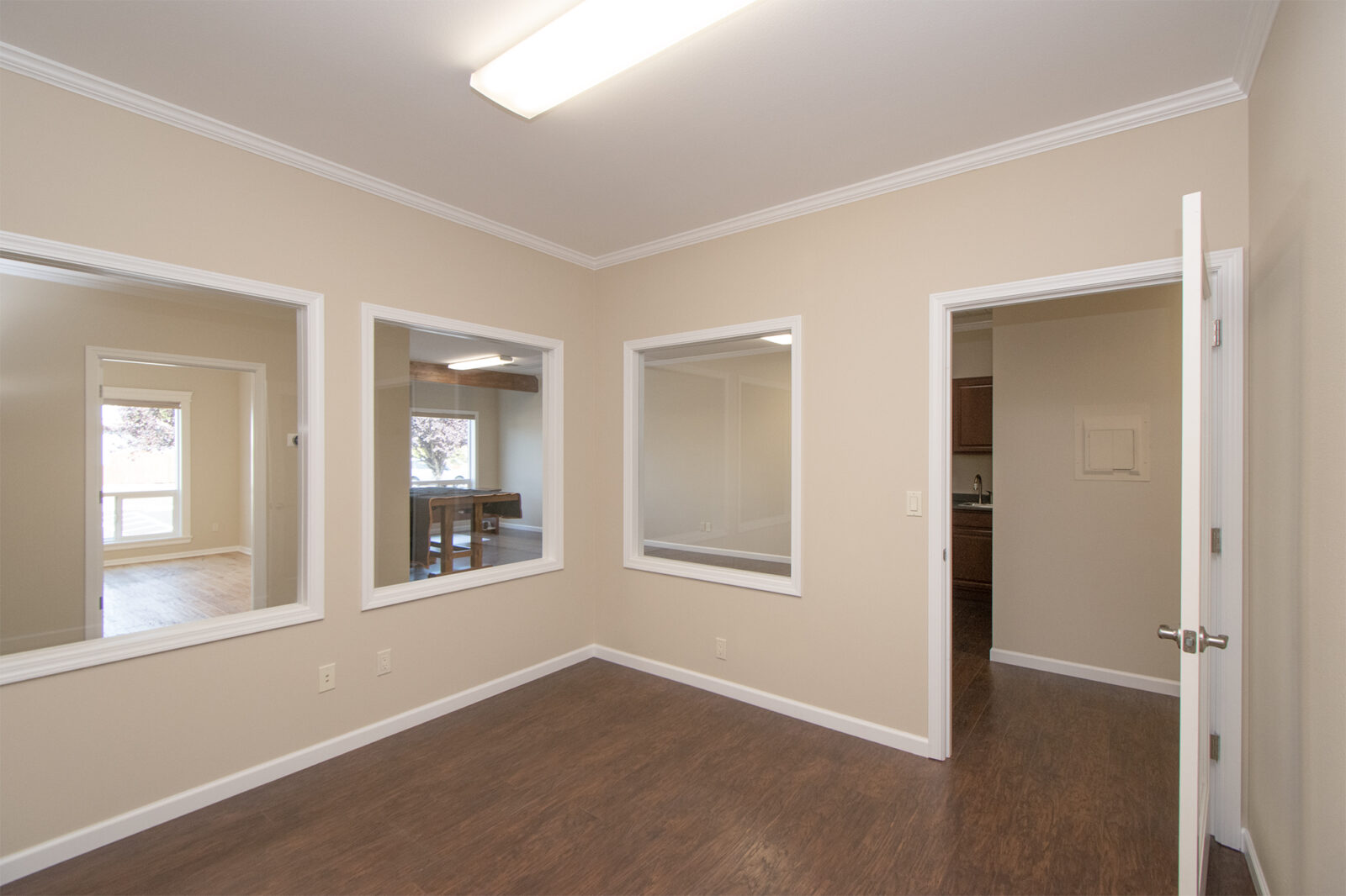 495 W Spruce St 2&3