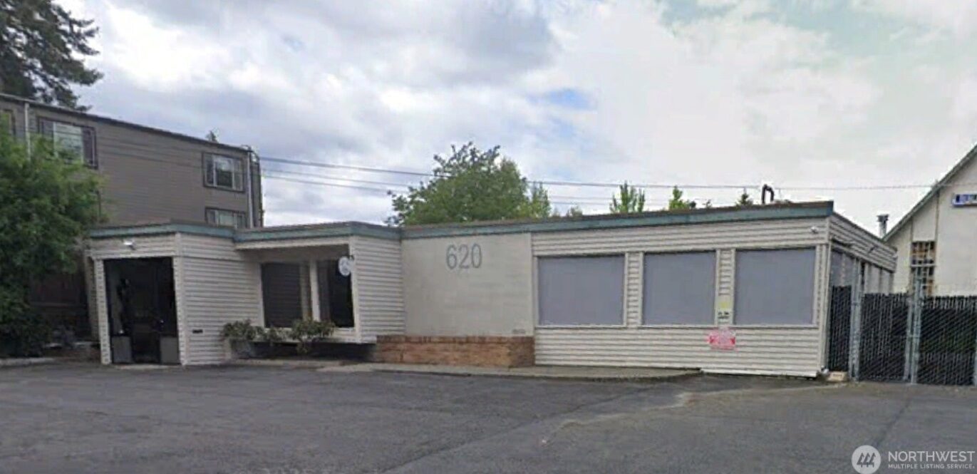 620 SW 150th St