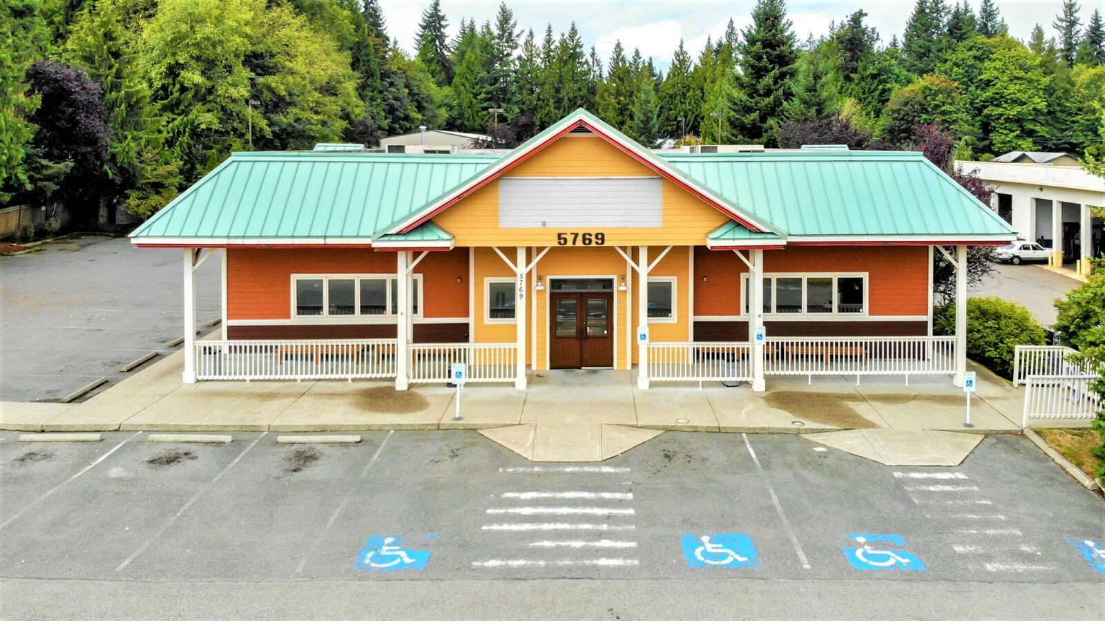 5769 Hwy 303