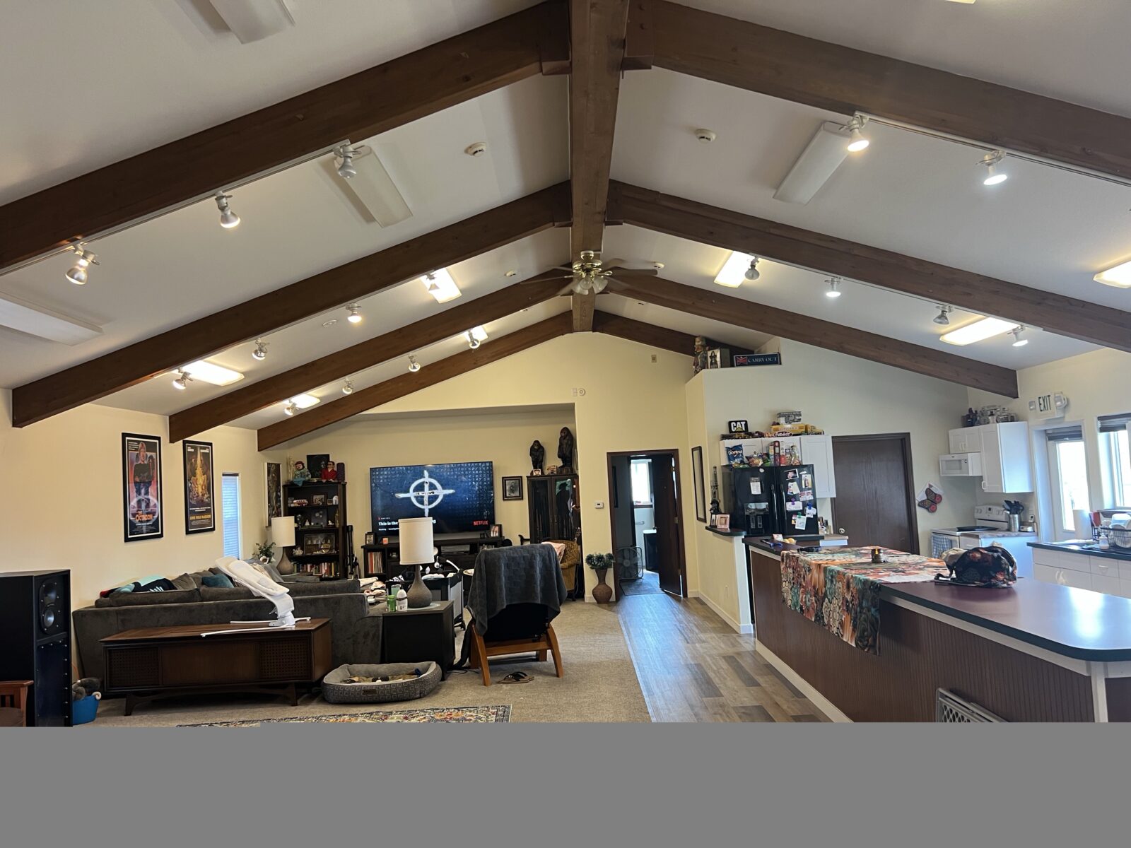 36510 Mountain Hwy E