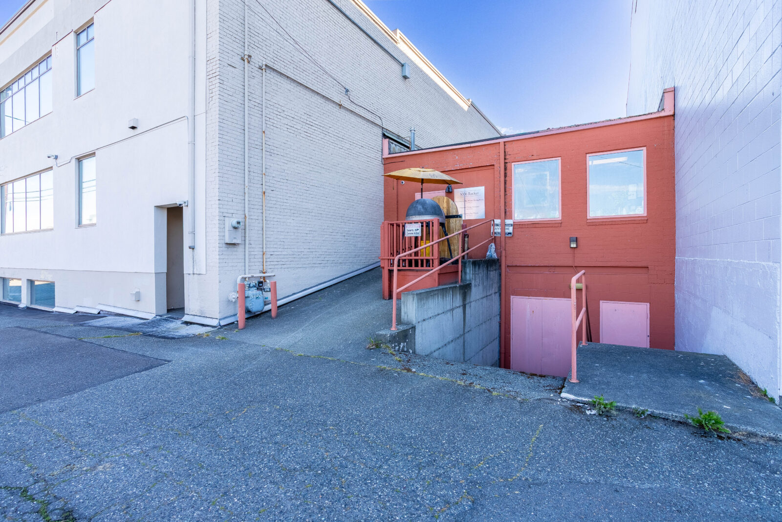 1316 Wall Street