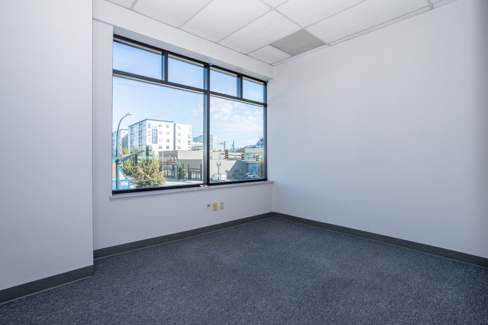 1316 Wall Street