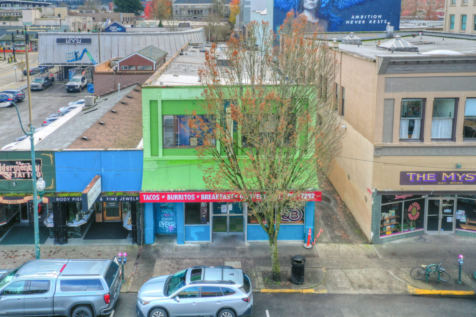 213 4th Ave E
