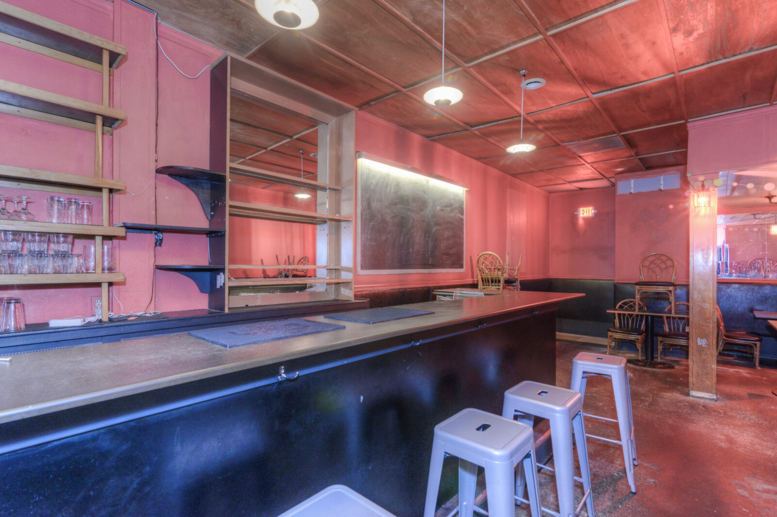 213 4th Ave E