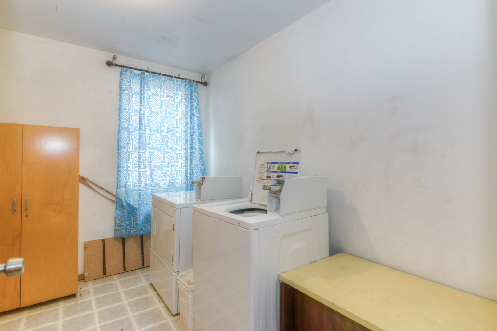 213 4th Ave E