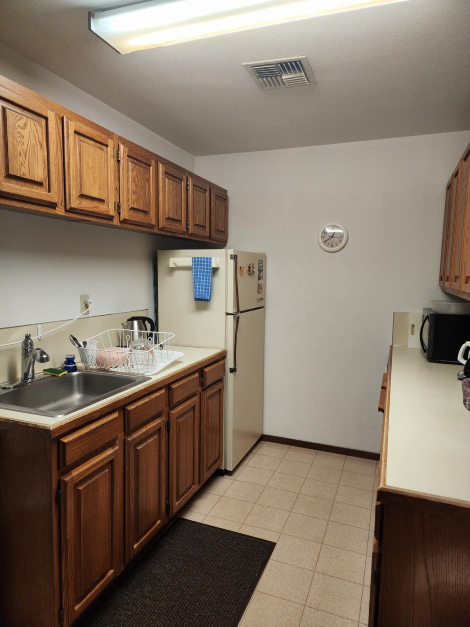 400 W Wishkah St