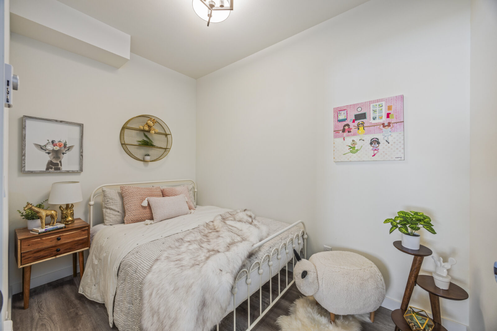 2152 N 185th St Modern 22-Unit