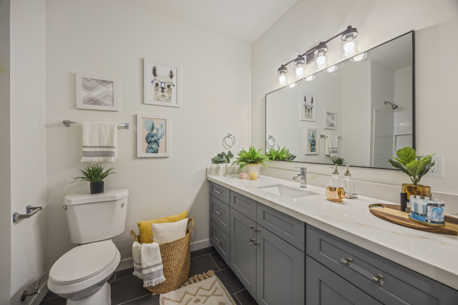 2152 N 185th St Modern 22-Unit