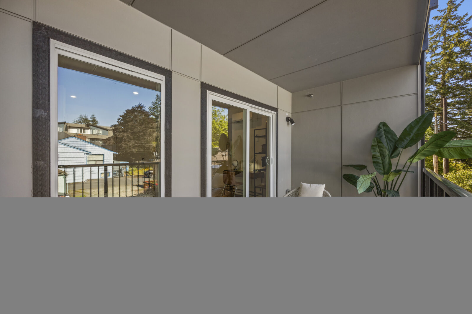 2152 N 185th St Modern 22-Unit
