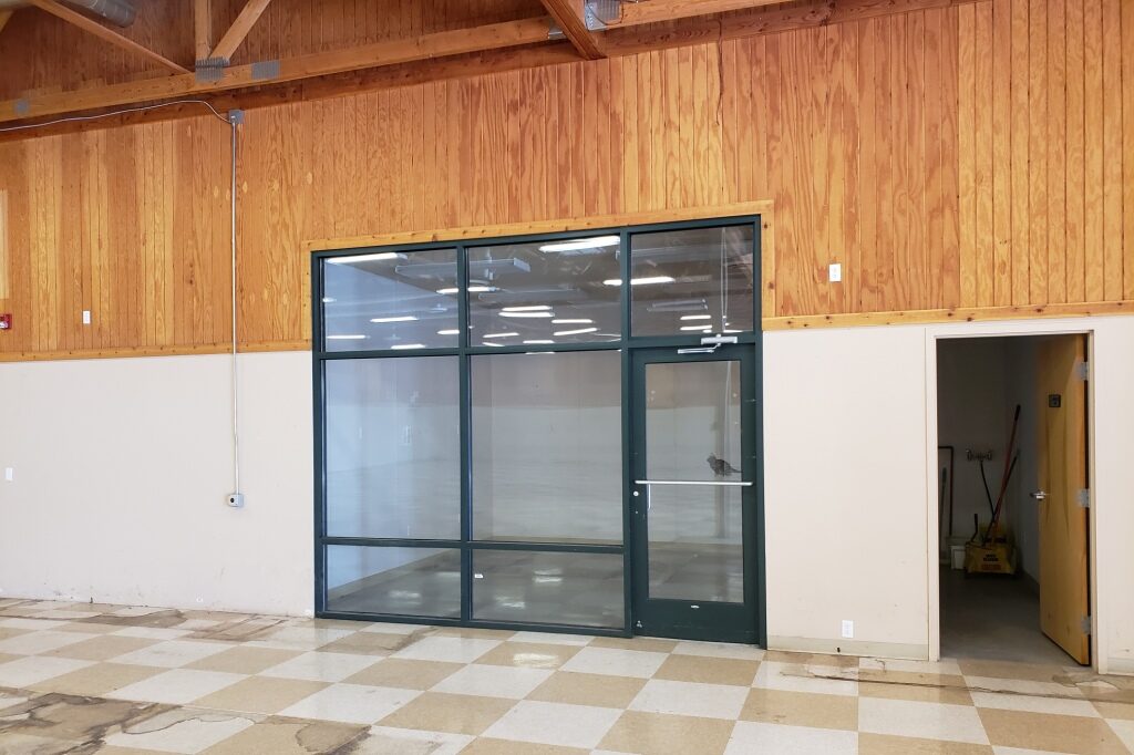 10505 N Newport Hwy