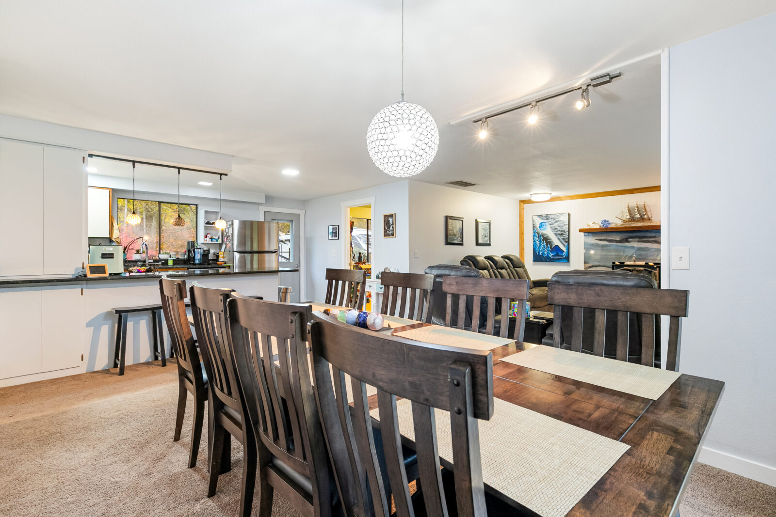 4777 Guide Meridian