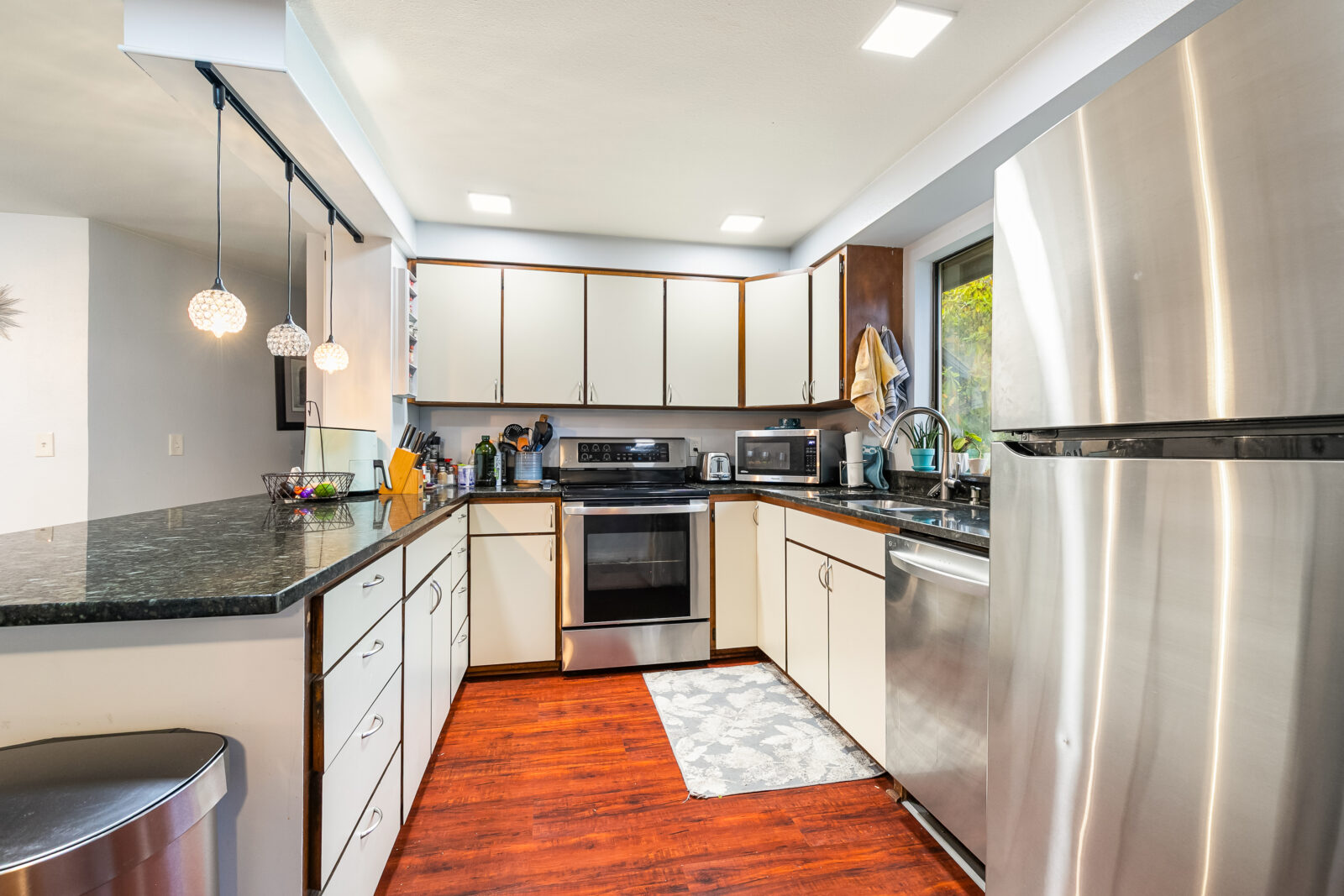 4777 Guide Meridian