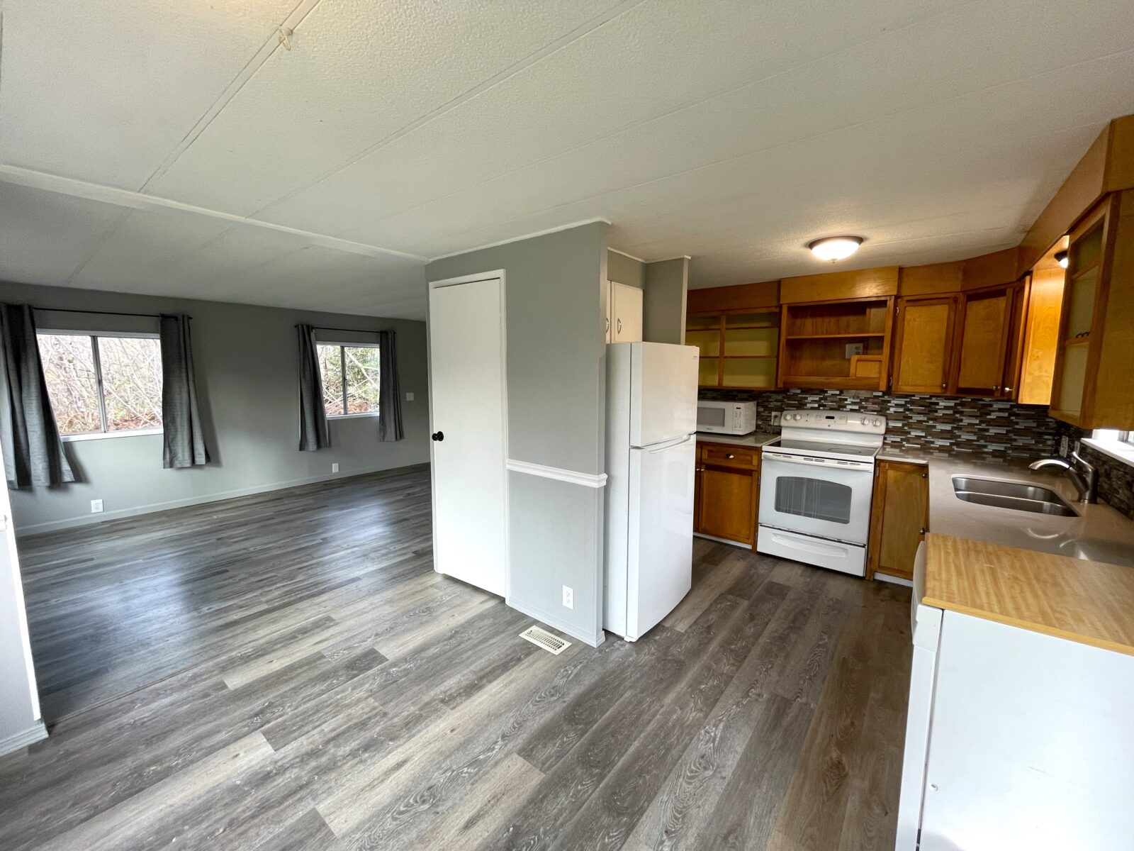 4777 Guide Meridian