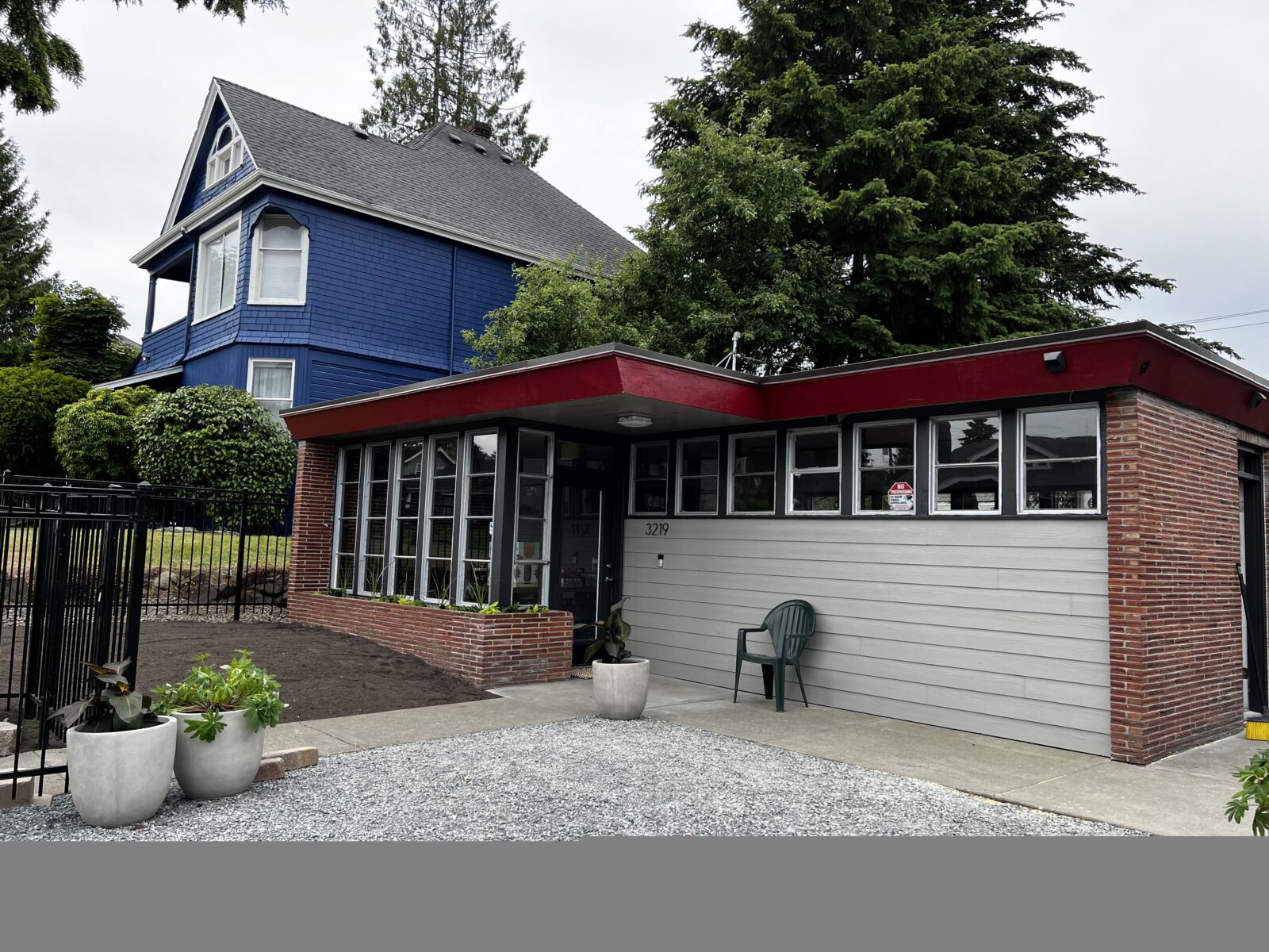 3219 6th Ave