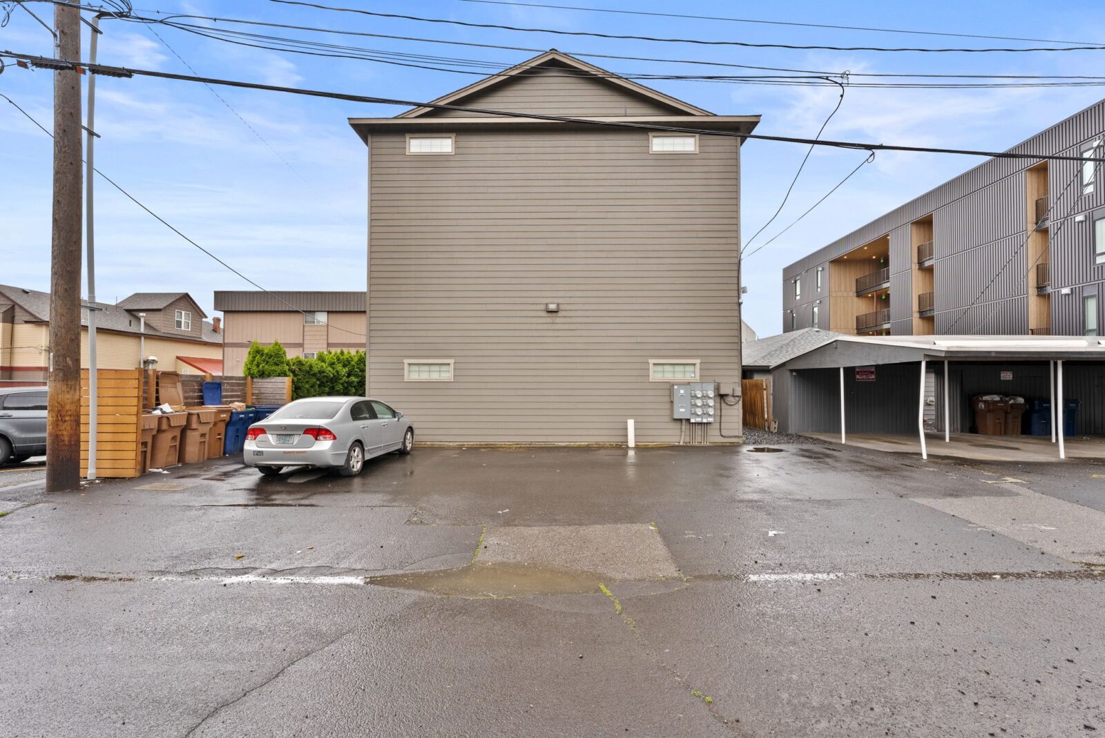 815 E Sharp Ave