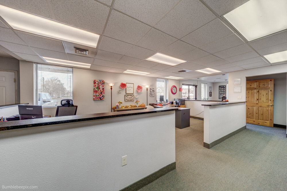 106 N Hutchinson Rd