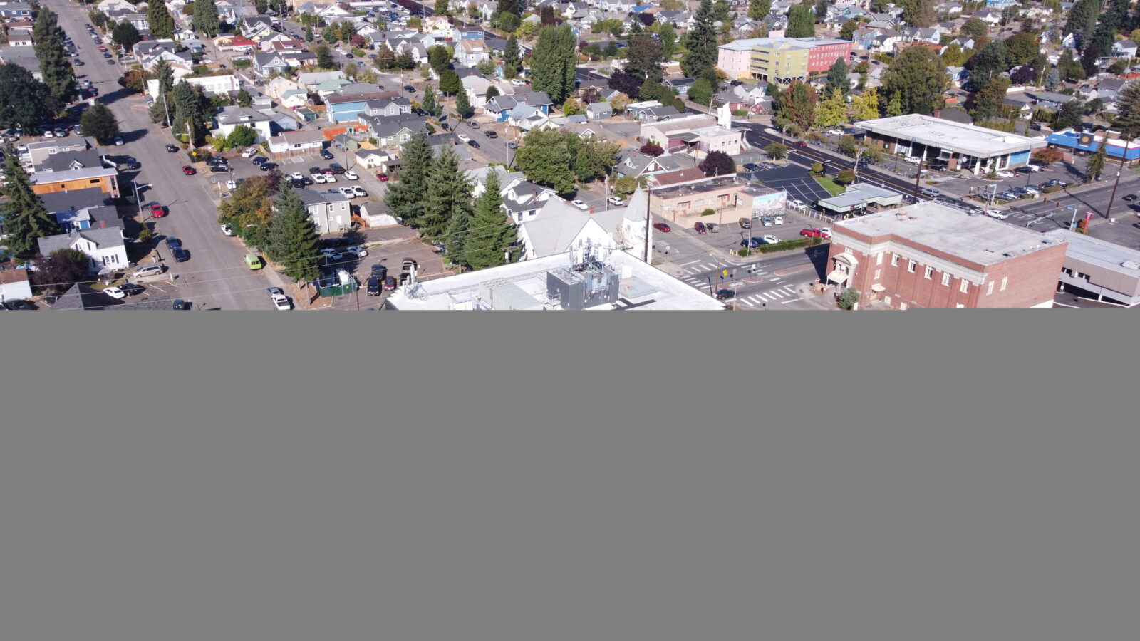 400 Warren Ave