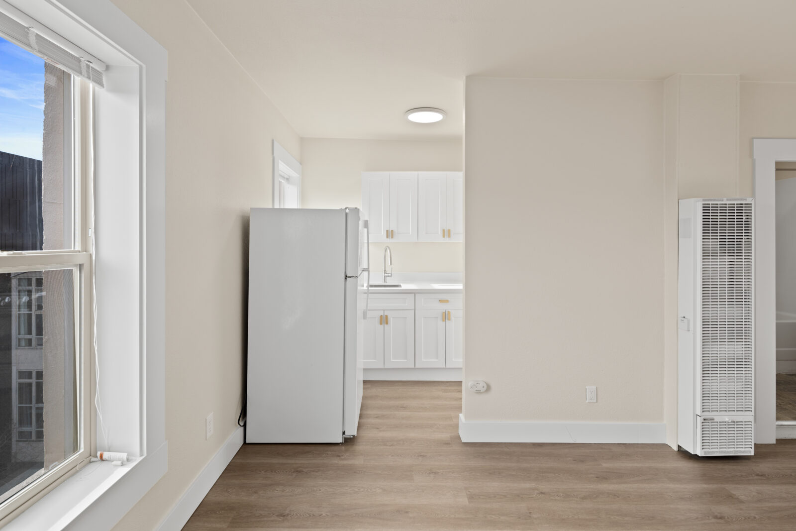 321 Broadway E