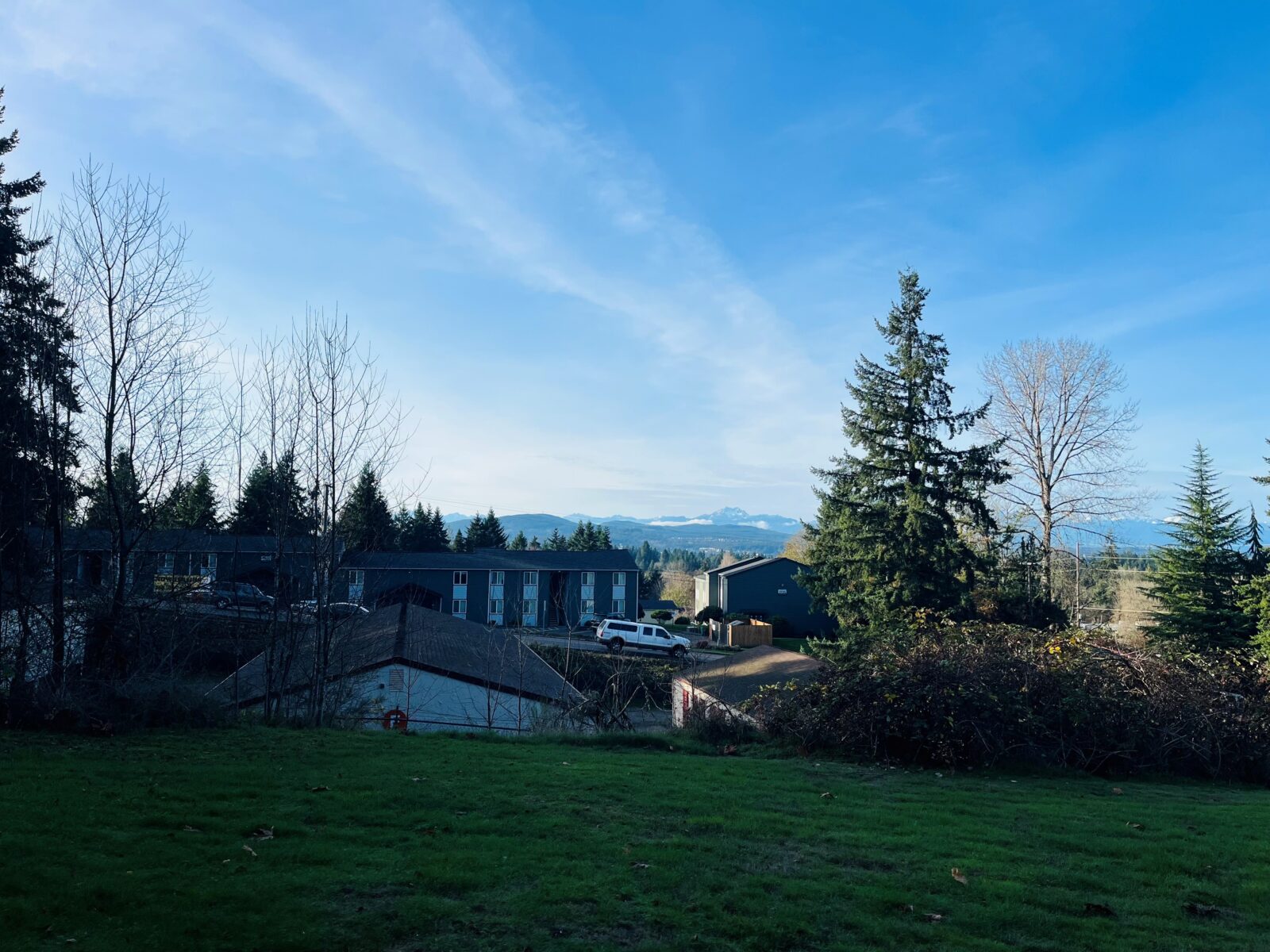 SE Mile Hill Dr