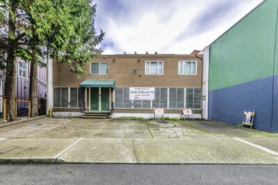 214 Minor Ave N