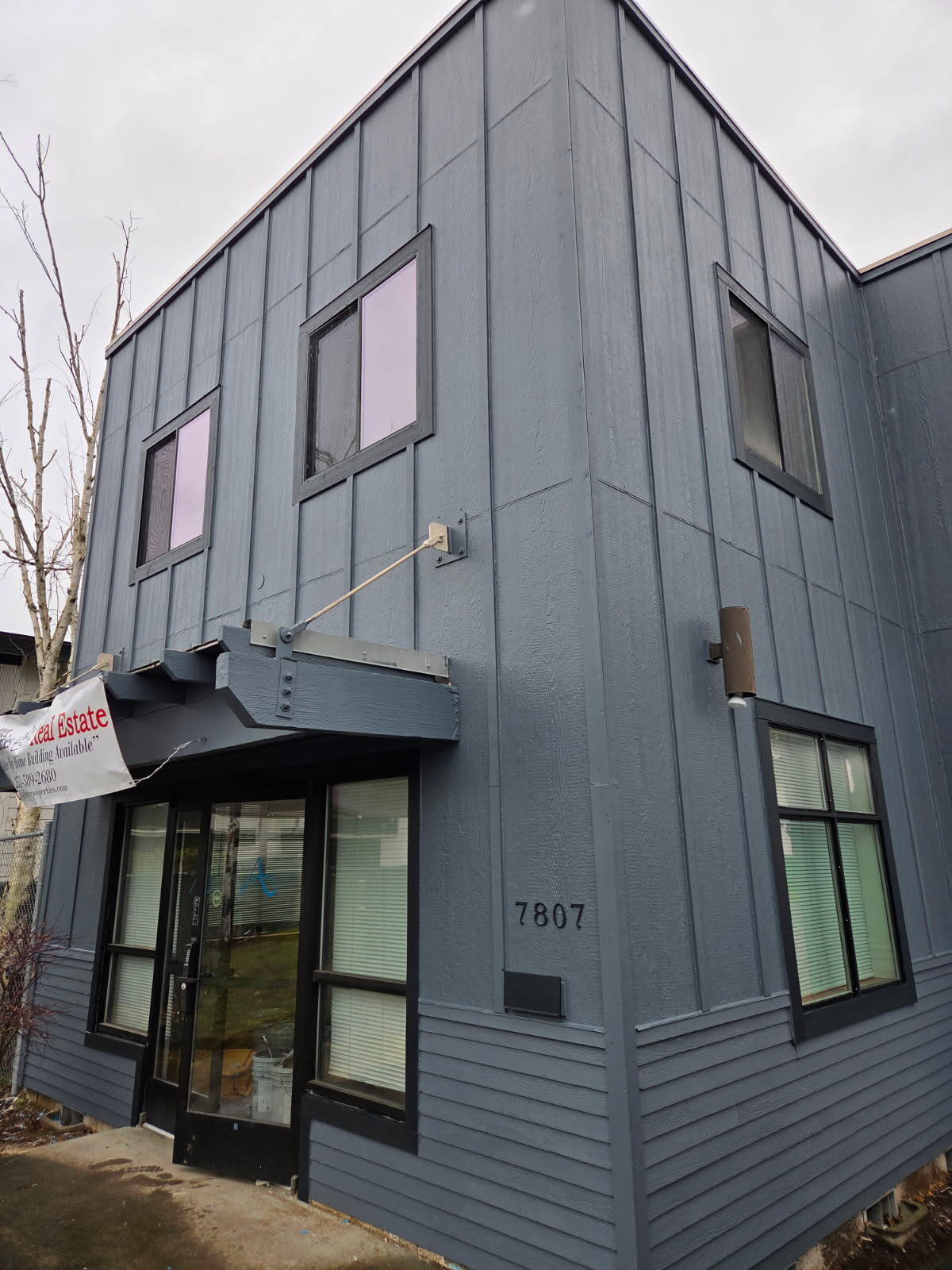 7807 Pacific Ave