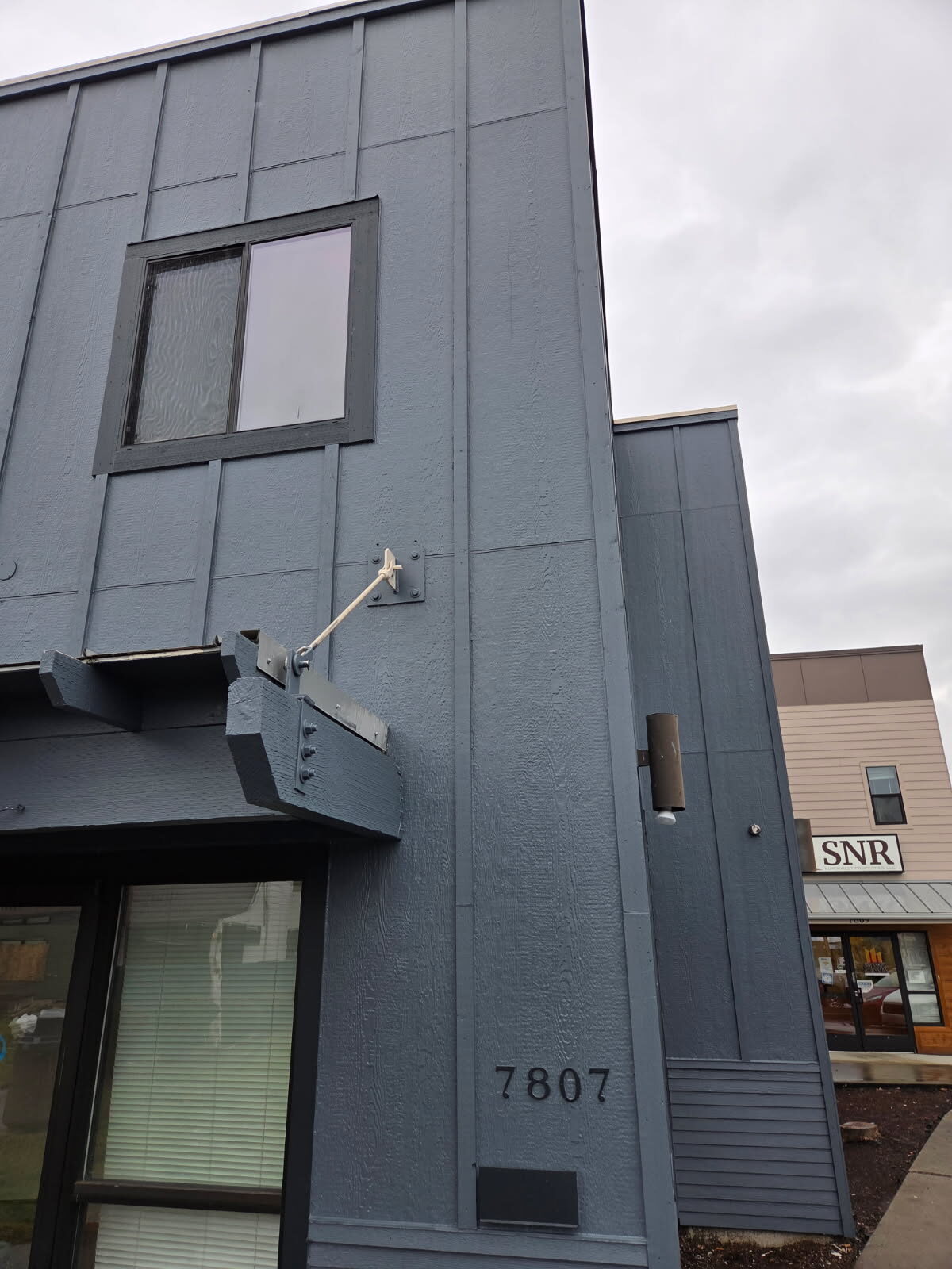 7807 Pacific Ave